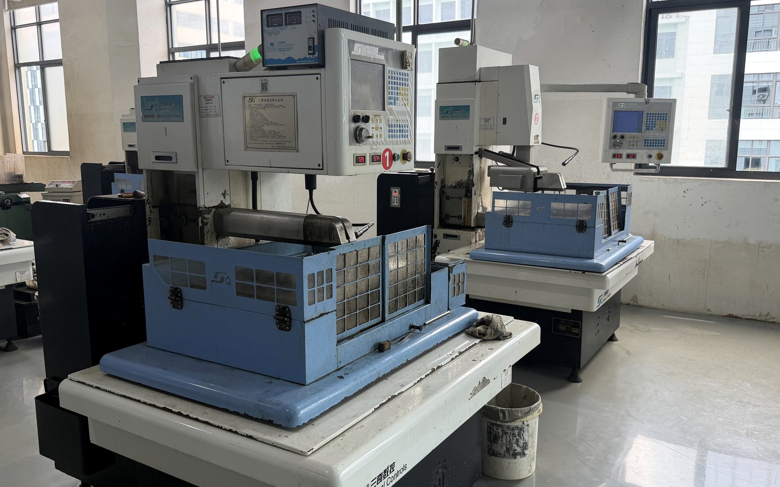 Precision toolmaking equipment